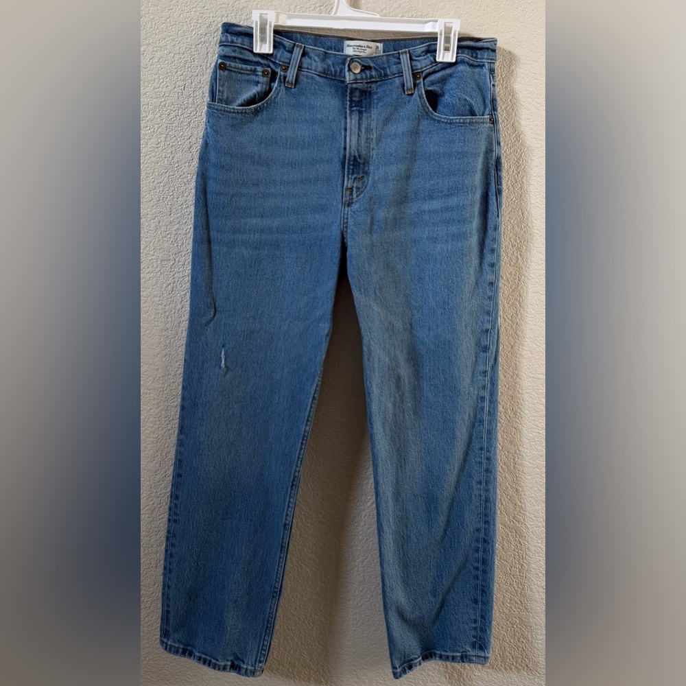 Abercrombie & Fitch 31/ 12S Short ‘90s Straight Ultra High Rise Blue Jeans